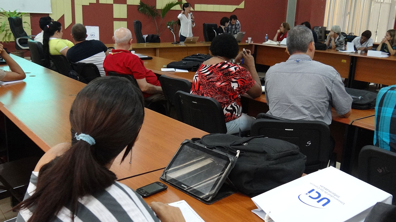 Red Cuba 2017. Red Cuba 2017.