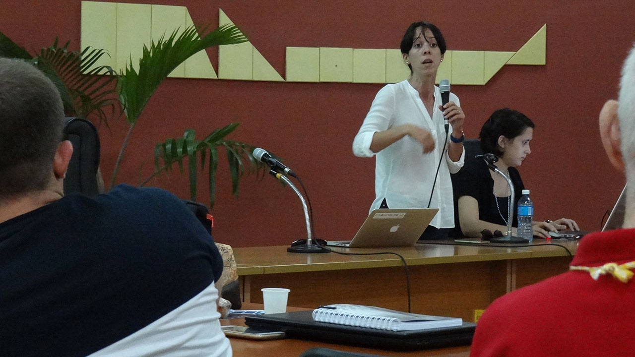 Red Cuba 2017. Red Cuba 2017.