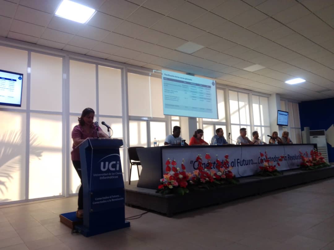 Reunión con los Recién Graduados en Adiestramiento
