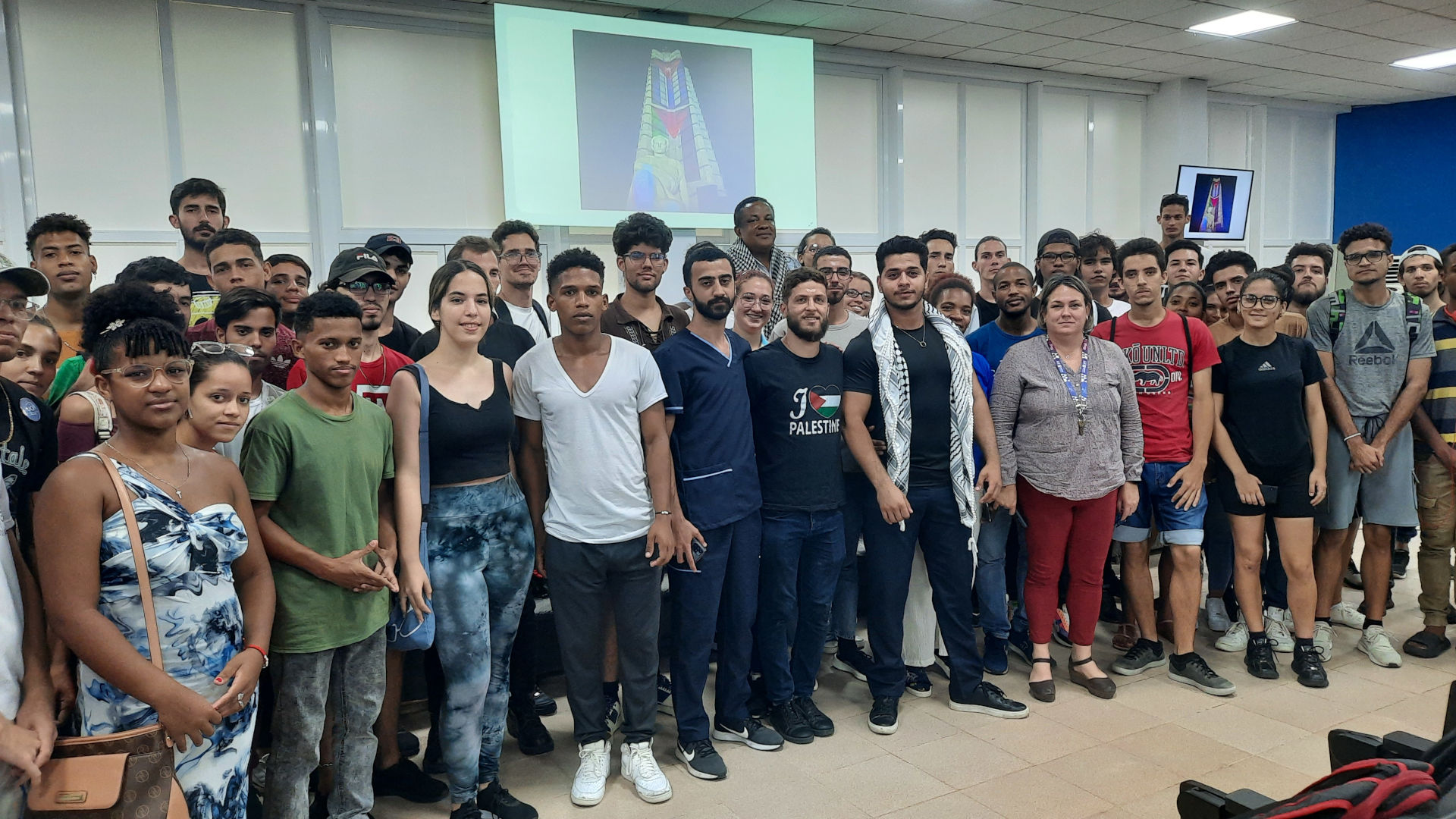 Los lazos de hermandad que unen a nuestros pueblos fueron destacados durante este encuentro. Foto: Osmel Batista Tamarit