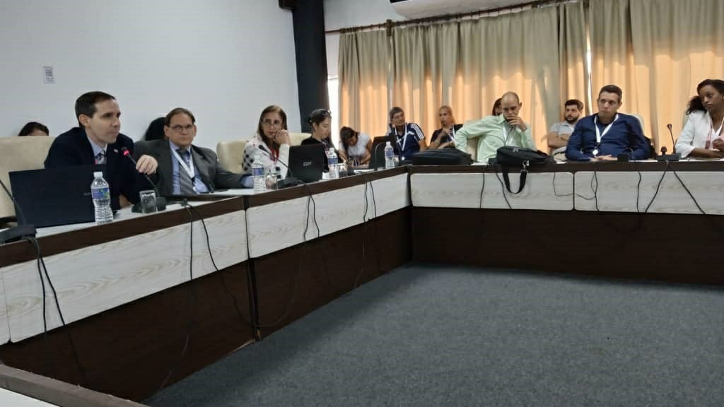 Nuestro rector el Dr.C. Raydel Montesino Perurena impartió la Conferencia: "Formación en Ciberseguridad, panorama mundial actual y tendencias futuras" durante el XVI Seminario Iberoamericano de Seguridad en las Tecnologías de la Información.