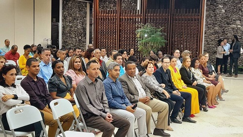 Acto de graduación de posgrado de la Universidad.
