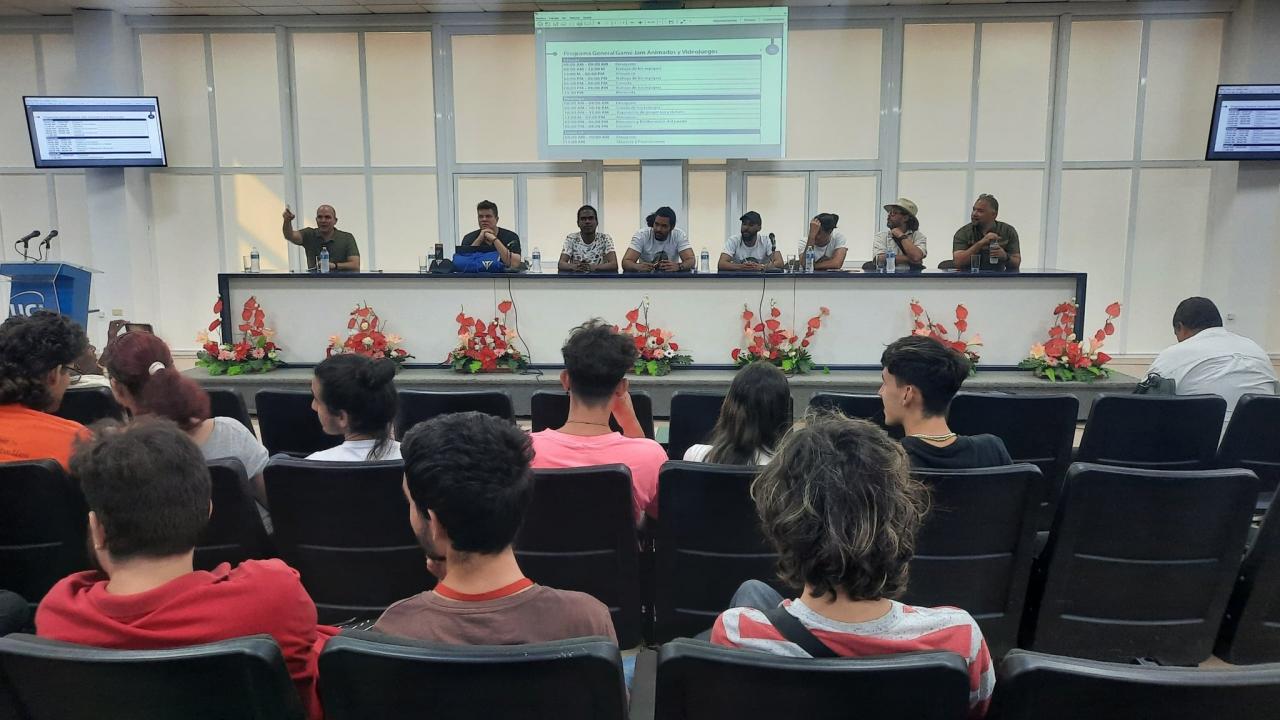 Inauguración del Game Jam de animados y videojuegos en la UCI.