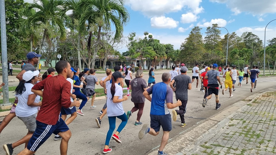 En la jornada vespertina de este 10 de mayo se realizó la inauguración de los Juegos Deportivos de Trabajadores 2023 en nuestra Universidad. Fotos: Evelio Piedra Cueria