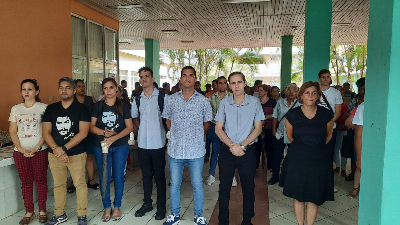 Matutino en recordación y homenaje a Ernesto Guevara y Antonio Maceo.