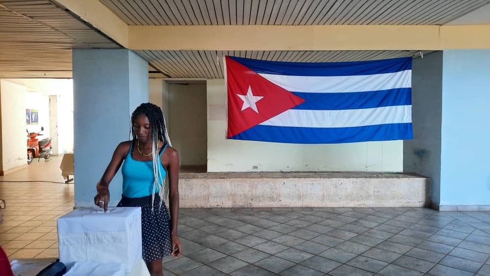 Elecciones de la FEU de la UCI.