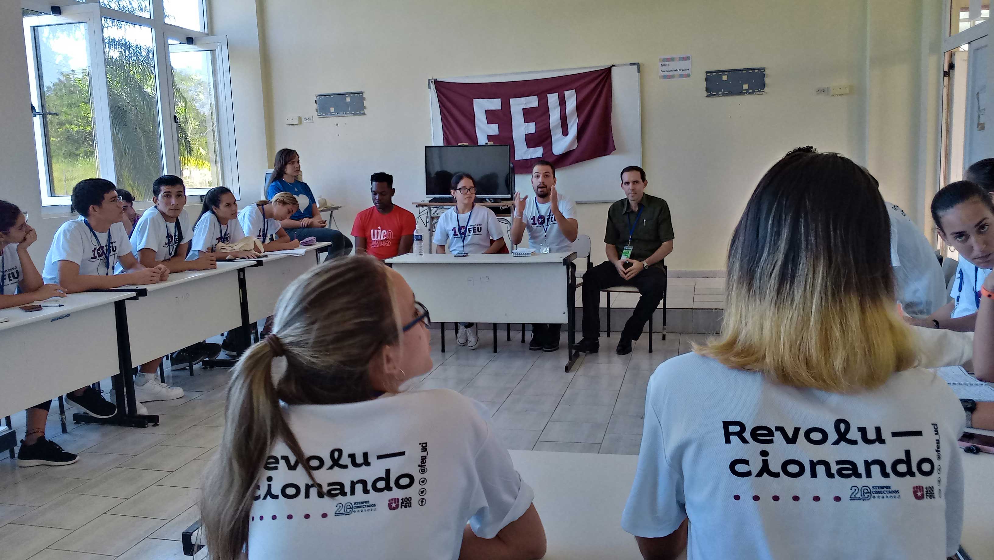 n los cinco talleres los delegados intercambiaron ideas y propusieron soluciones a las problemáticas presentadas.
