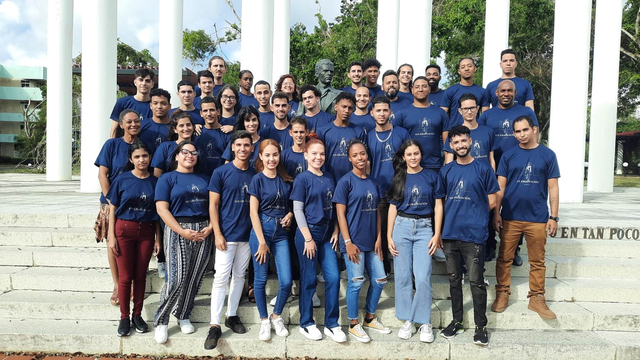 La Facultad de Tecnologías Interactivas gradúa 42 nuevos profesionales de la Informática.