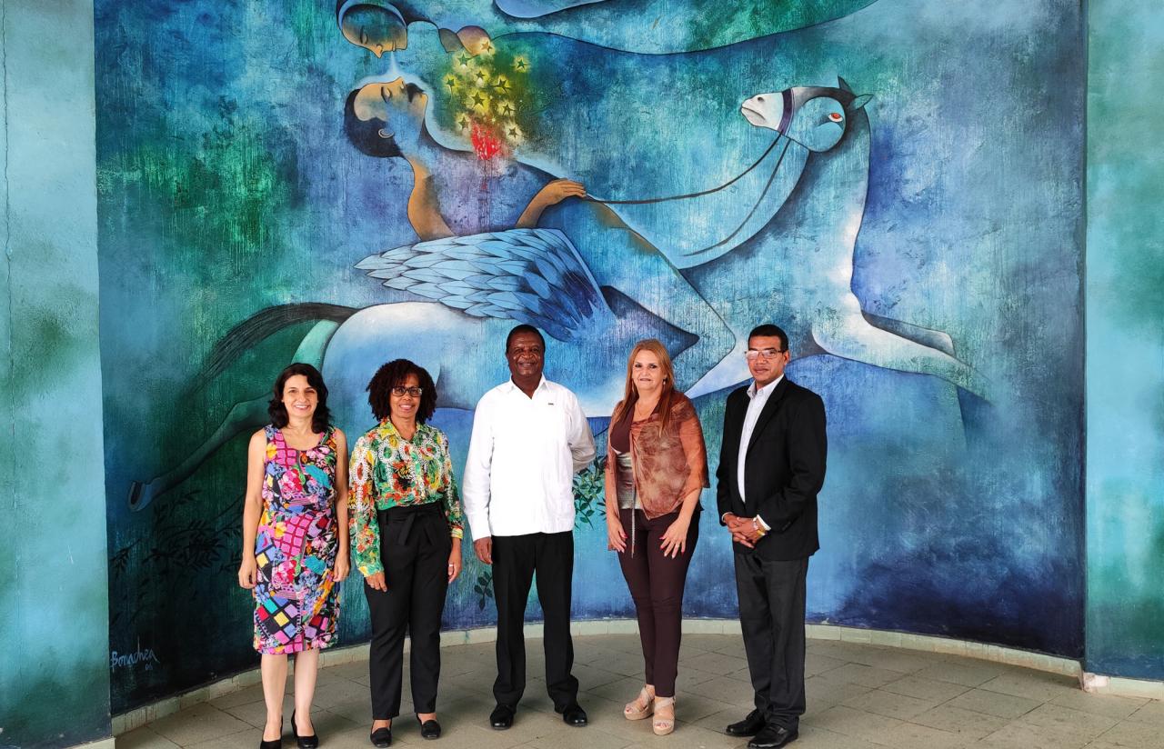 Mozambique apuesta por la Universidad de las Ciencias Informáticas para la formación de profesionales de la informática 