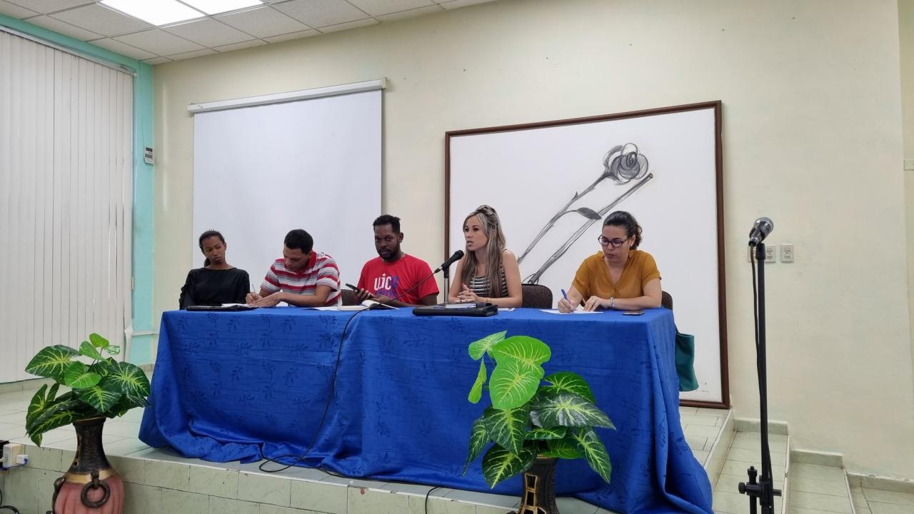 Lianet Pazo Cedeño, miembro del Buró Nacional de la UJC intercambió con los jóvenes de la UCI acerca del fortalecimiento de la organización.