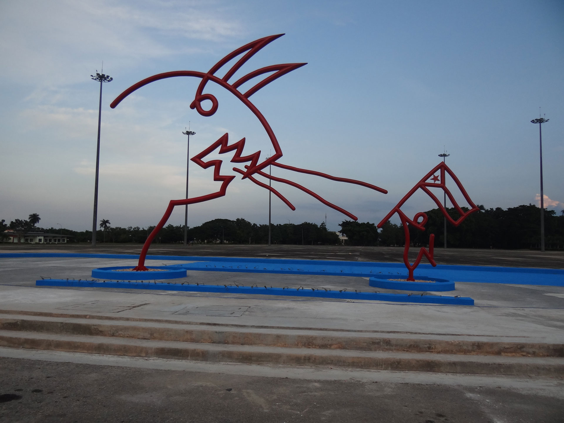 Esta casa de altos estudios festeja su cumpleaños 20 con la restauración de varias obras artísticas monumentales.
