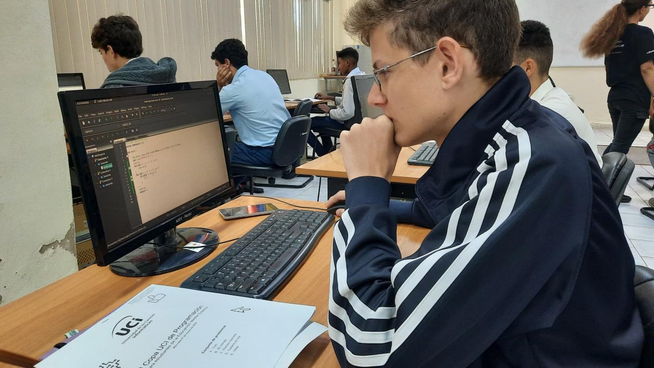 Efectúan la I Copa UCI de Programación para estudiantes de la Educación Media Superior.