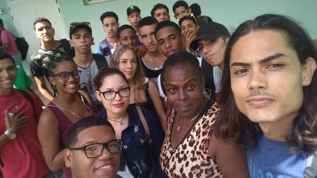 El homenaje por el Día del Educador a la labor de Rosa de la Caridad George Guerra, profesora de Historia en la UCI.