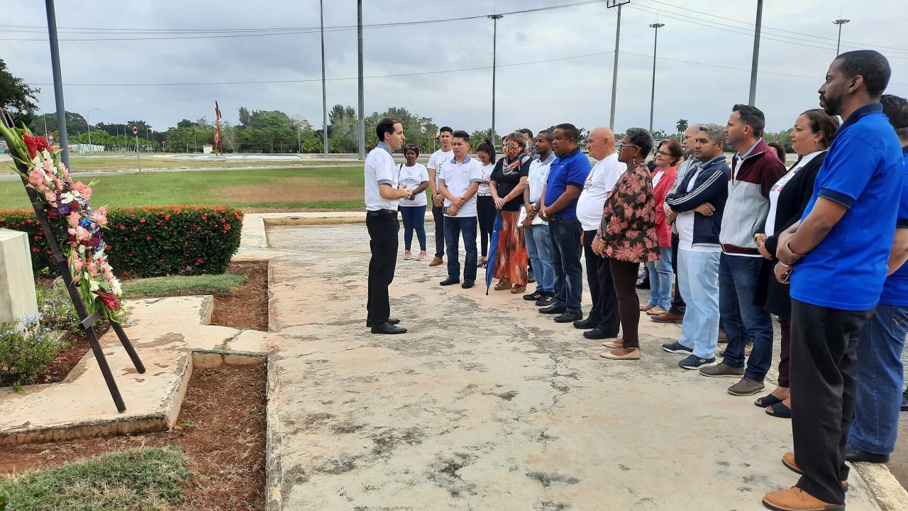 En el Sitial fundacional el Rector instó a celebrar el aniversario 21 de la UCI con mucho optimismo y con la idea de seguir haciendo realidad el gran sueño de Fidel.
