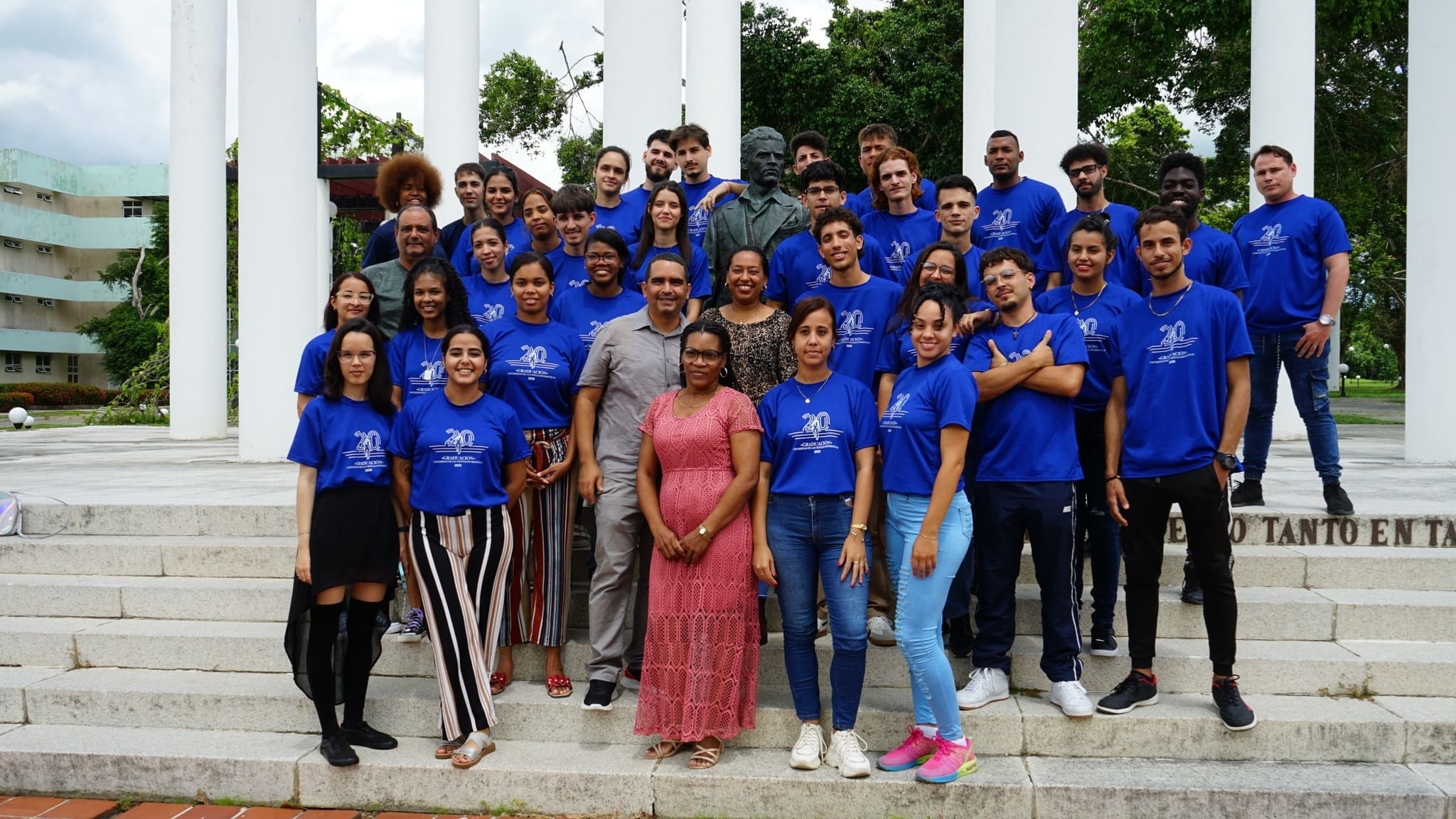 Facultad de Tecnologías Interactivas la XII Ceremonia de Graduación