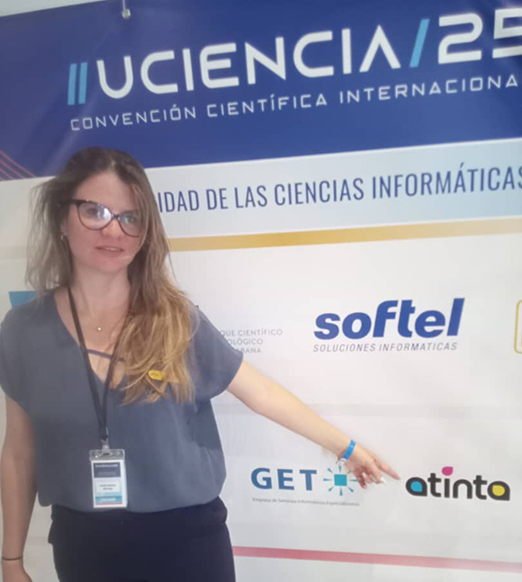 Yasely Ramírez, presidenta y fundadora de Atinta SRL. Foto: Cubadebate