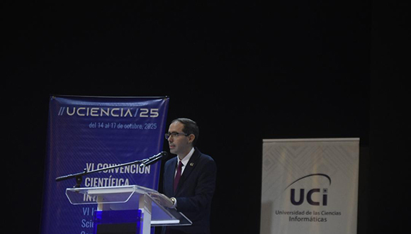 Dr. C. Raydel Montesino Perurena, rector de la Universidad de las Ciencias Informáticas. Foto: Cubadebate