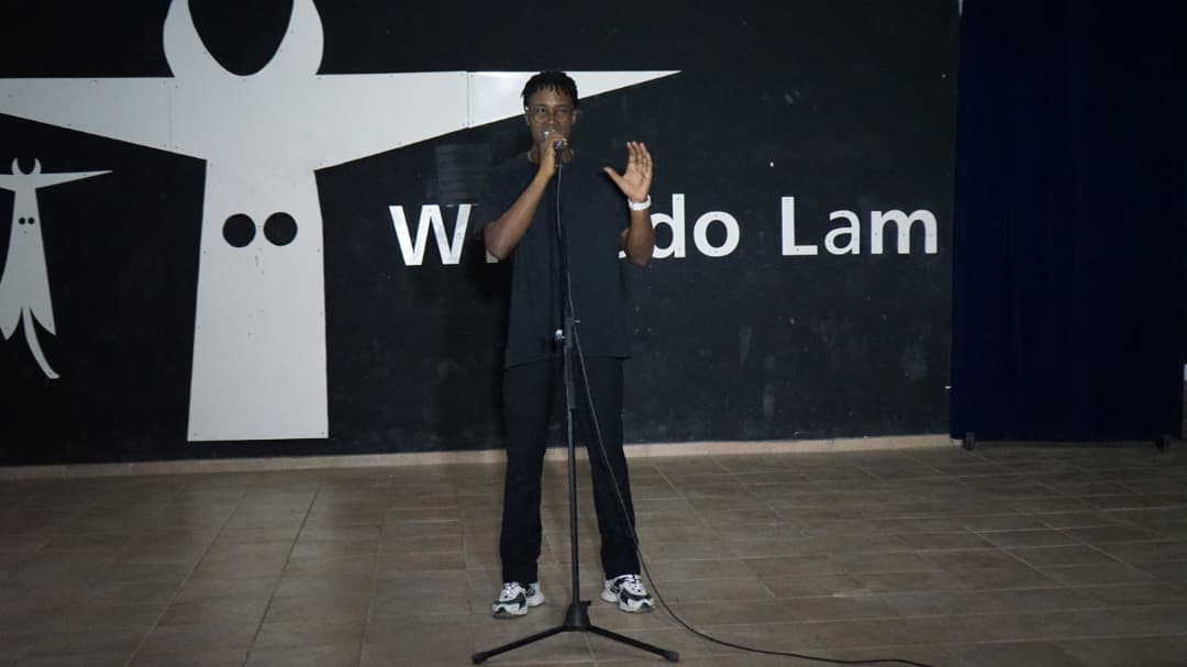 Gala artística en el contexto del Día Internacional del Estudiante.