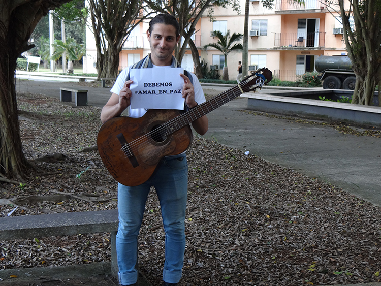 Mi selfie por la no violencia a la mujer.