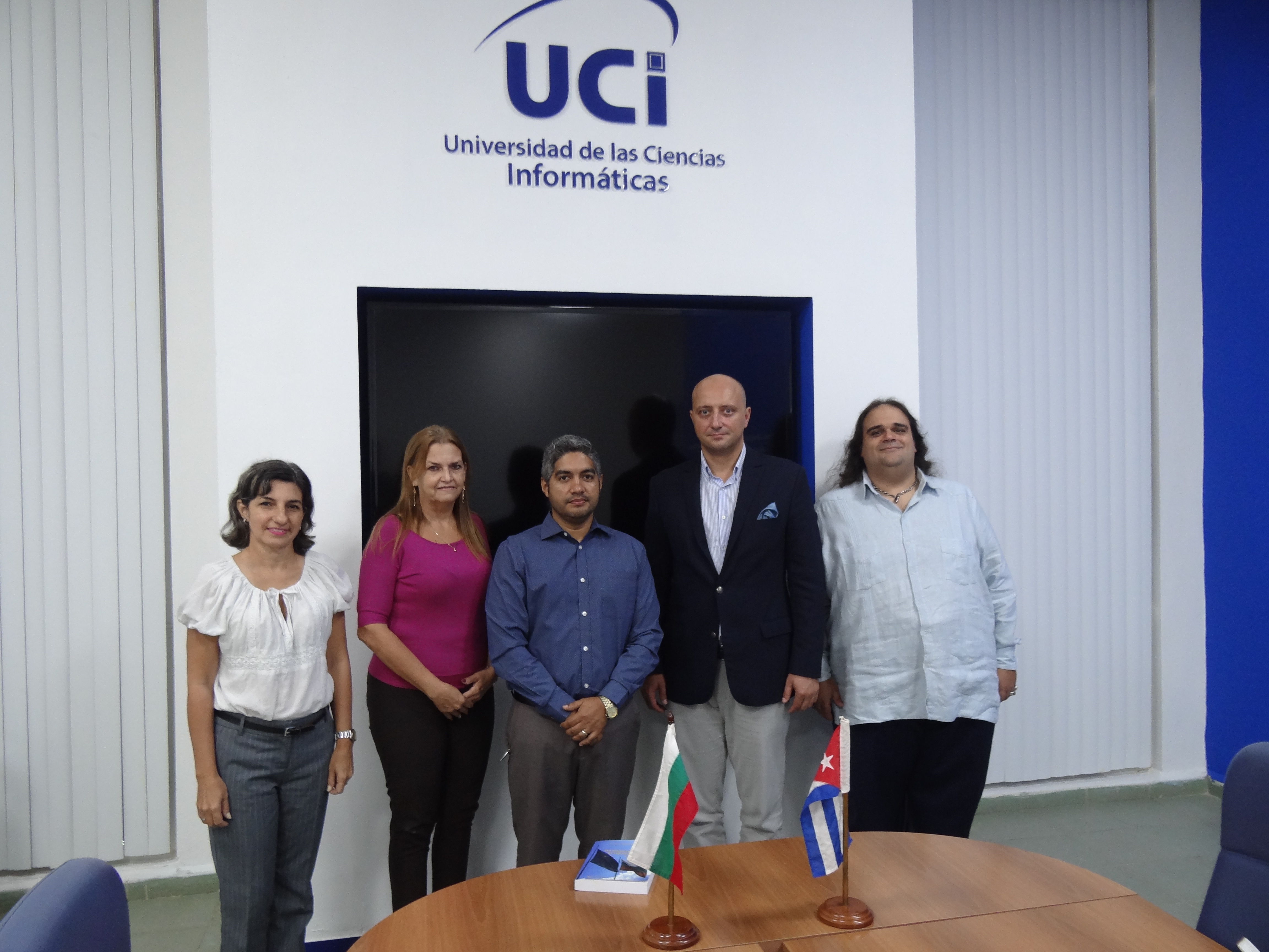 El Excmo. Señor Todor Kanchevski, Embajador de la República de Bulgaria en la Habana, visitó en la jornada de este jueves la UCI.