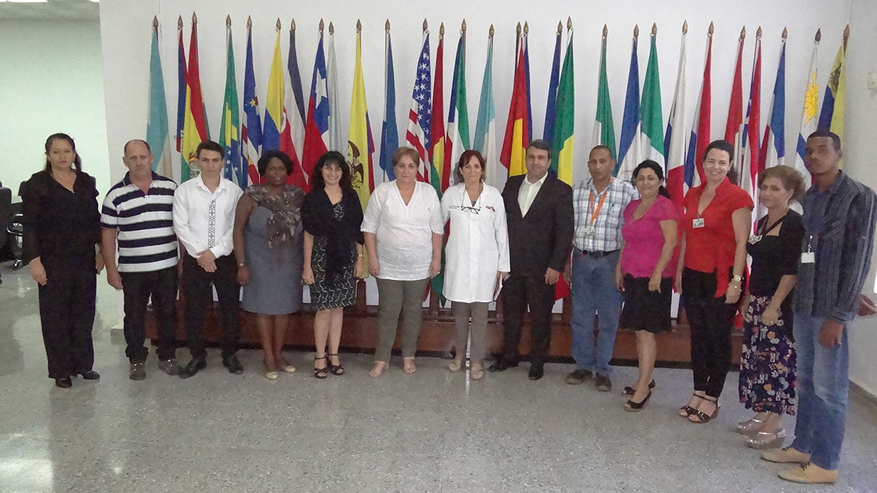 The University of Informatics Sciences and the Latin American School of Medicine strengthened ties of cooperation during Tuesday’s meeting with the signing of an agreement. The University of Informatics Sciences and the Latin American School of Medicine strengthened ties of cooperation during Tuesday’s meeting with the signing of an agreement.