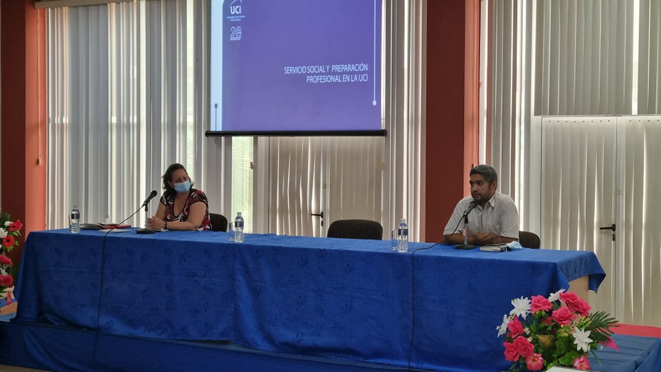 Presidió el vicerrector primero, el Dr.C. Yanio Hernández, el intercambio con los recién graduados en adiestramiento de la Universidad.