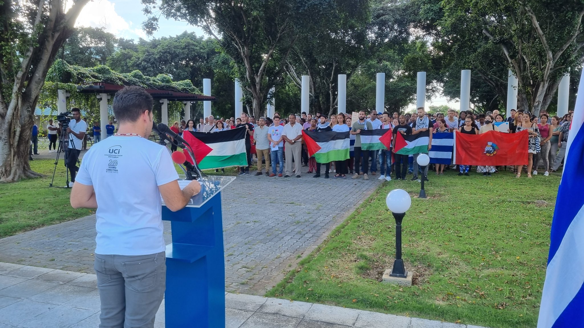 Celebran en la UCI acto de solidaridad con el pueblo palestino.
