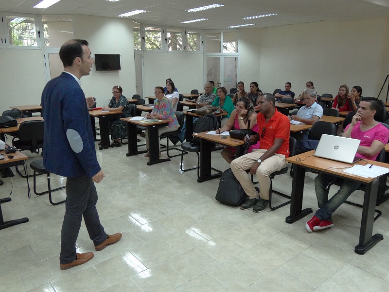 Actividad de la UCI para los niños de la Escuela Especial Solidaridad con Panamá. Actividad de la UCI para los niños de la Escuela Especial Solidaridad con Panamá.