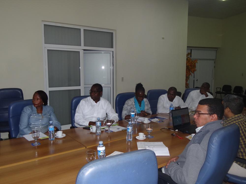 Los empresarios mozambicanos agradecieron a la Universidad por la hospitalidad y la excelente presentación del campus universitario. Los empresarios mozambicanos agradecieron a la Universidad por la hospitalidad.