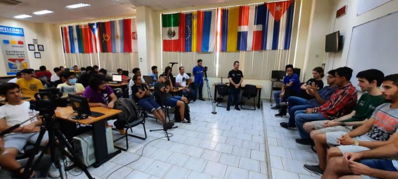 El XIII Campamento de Entrenamiento Caribeño para el ICPC en la UCI, reúne a 16 equipos de diez instituciones en representación de México, Colombia y Cuba.