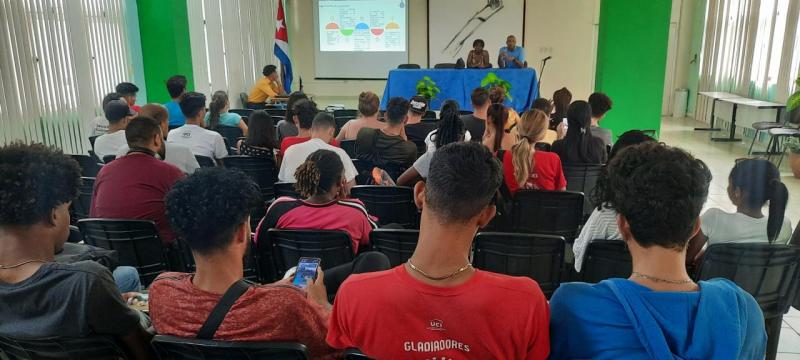 Asambleas de ubicación laboral en la Universidad.