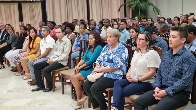 Reconocen la actividad científico investigativa del claustro de la UCI. 