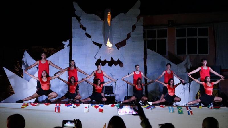 Festival de artistas aficionados.
