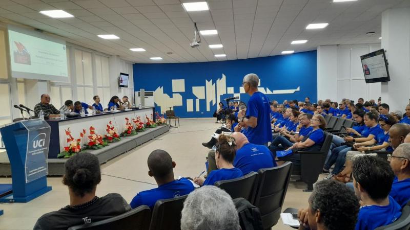 Asamblea de balance del PCC en la UCI.