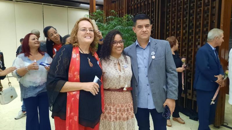 Acto de entrega de condecoraciones.