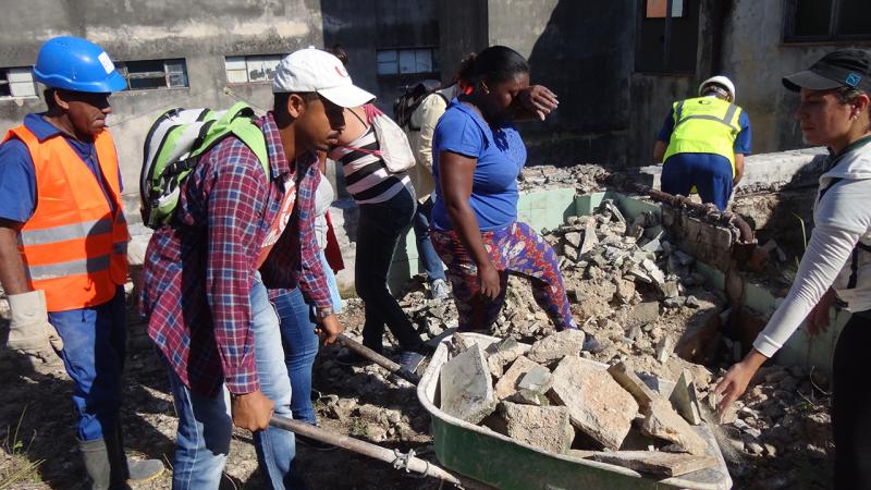 Los estudiantes y trabajadores de la UCI demostraron que se pueden contar con ellos en tareas complejas que requieren entrega y compromiso. 