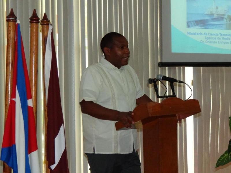 El programa para festejar el Día Mundial del Medio Ambiente en la UCI incluyó la conferencia titulada “Visión integradora de la reducción de riesgos de desastres y la adaptación al cambio climático en Cuba” impartida por el Dr.C. Orlando Sánchez León. 