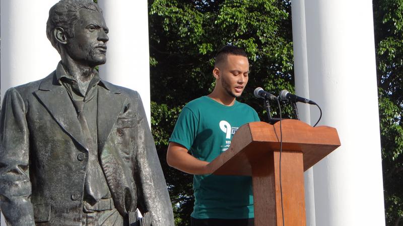 Luis Manuel Corrales Reyes, presidente en funciones de la FEU en la UCI, exhortó a los miembros de la organización a defender juntos a la Revolución Cubana.