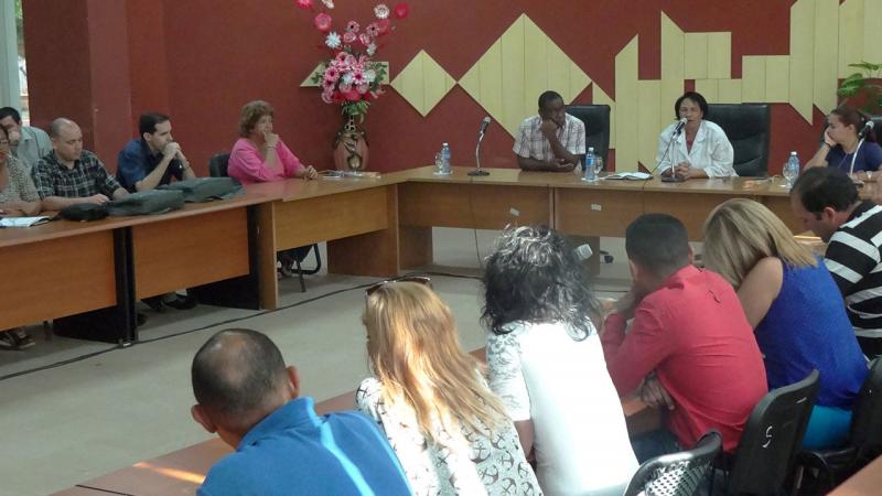 The rector, Dr. Sc. Miriam Nicado García, valued the impact on Cuban society of the products developed at UCI.