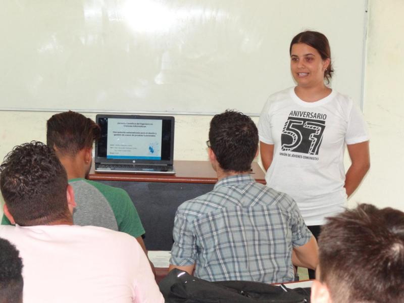 ¿Quién sabe más de ingeniería? puso a prueba los conocimientos de los estudiantes participantes.