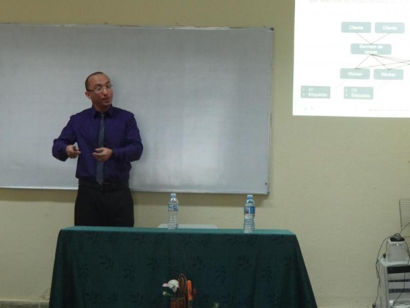 El Ing. Vitali Herrera Semenets, investigador del Centro de Aplicaciones de Tecnologías Avanzadas (Cenatav), defendió en la UCI su tesis doctoral. 