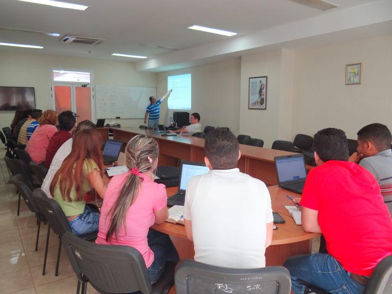 Métodos Estadísticos en la Investigación Científica. Profesor Dr.C. Alcides Cabrera Campos.