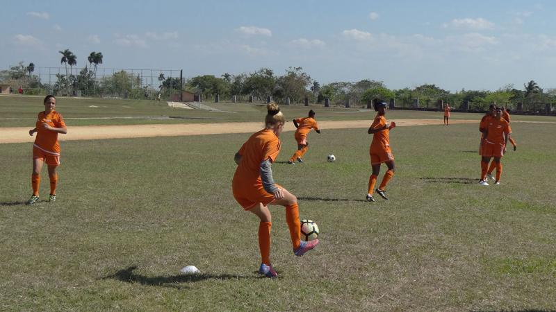 Equipo nacional de fútbol femenino. 