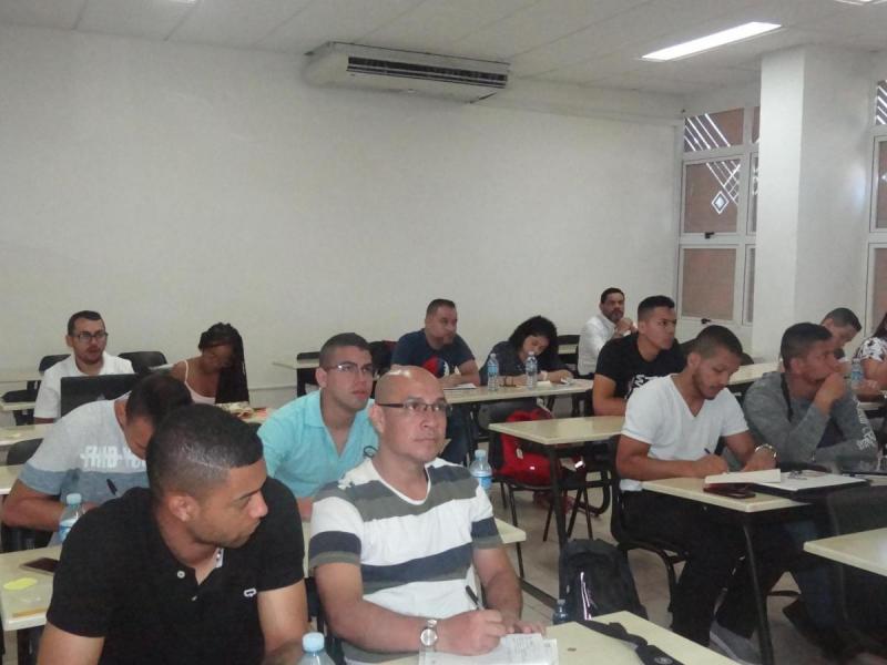 Los estudiantes de la carrera de Ingeniería de Sistemas de la UNICATÓLICA comentaron su satisfacción con la calidad del curso. Los estudiantes de la carrera de Ingeniería de Sistemas de la UNICATÓLICA comentaron su satisfacción con la calidad del curso.