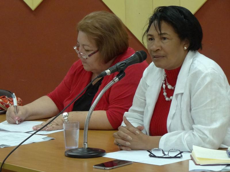 Al finalizar el evento, la Rectora elogió el deseo de los participantes en este Taller de mejorar la Educación Superior Cubana. 