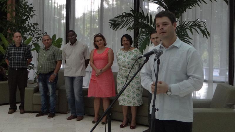 In a simple and emotional ceremony, the leader of the Cuban Revolution was also remembered.