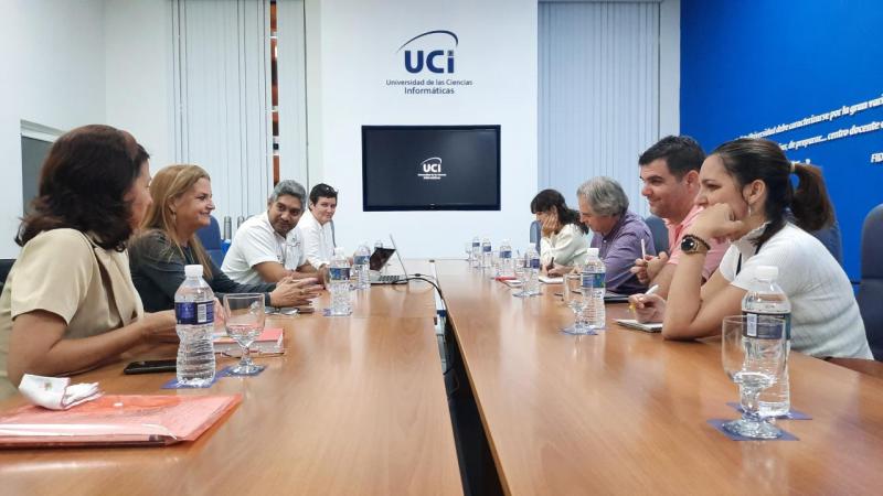 Realiza visita oficial a la UCI delegación del PNUD en Cuba.