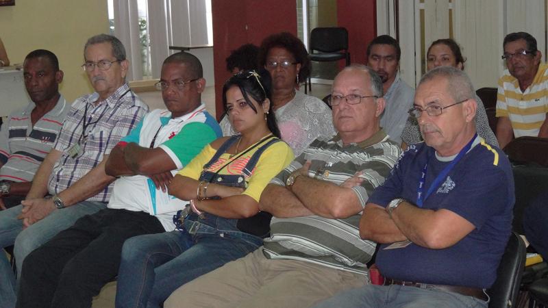 Audience during the presentation of the book "Fidel in the university student tradition".