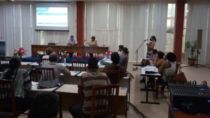  La M. Sc. Yalice Gámez Batista, jefa del Departamento de Ciencias Básicas de la Facultad 1 expuso la conferencia “Ajuste de la asignatura Sistema Operativo en la Modalidad Semipresencial”.