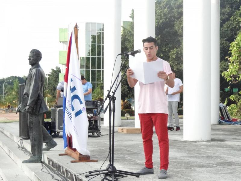 El Presidente de la FEU expresó que los estudiantes universitarios tienen el compromiso de pensar como país.